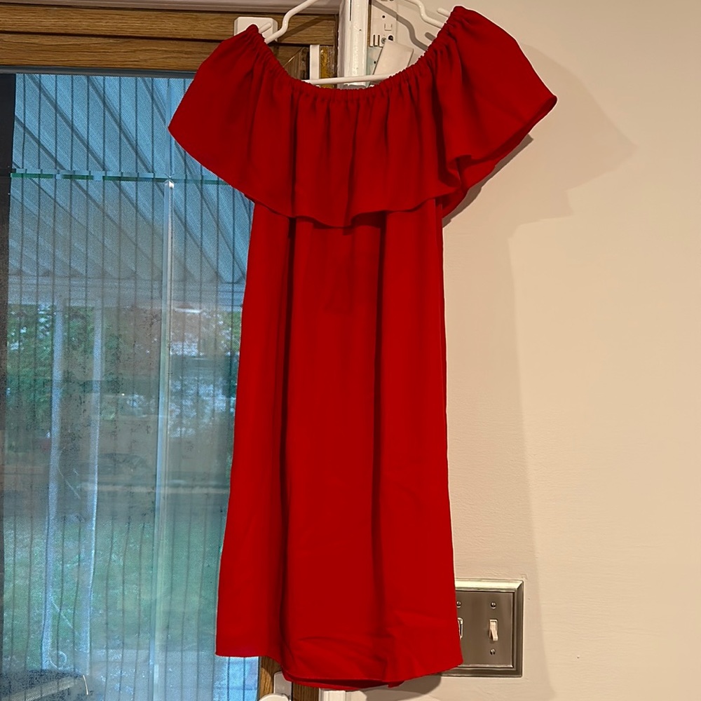 Wilfred, size XS, off the shoulder red dress